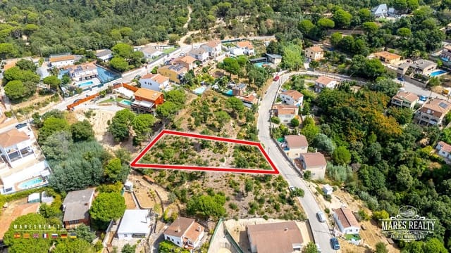 Grunde uden byggetilladelser til salg i Vidreres - € 45.000 (Ref: 9921639)