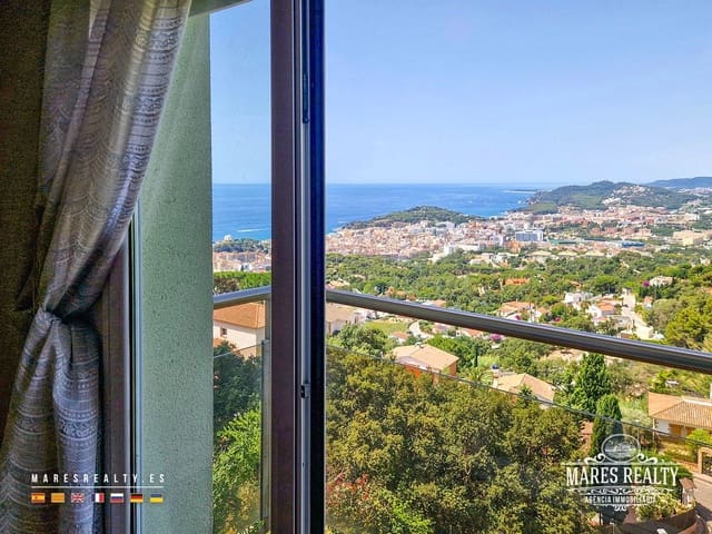 2 bedroom Villa for sale in Roca Grossa, Lloret de Mar with garage - € 399,000 (Ref: 9935456)