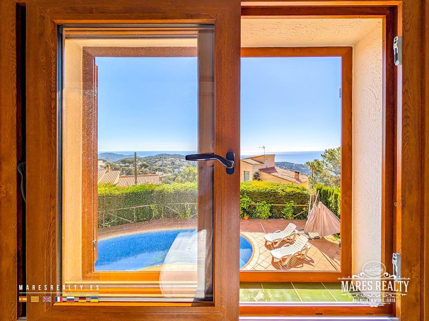 3 bedroom Villa for sale in Lloret de Mar with pool garage - € 525,000 (Ref: 9966083)