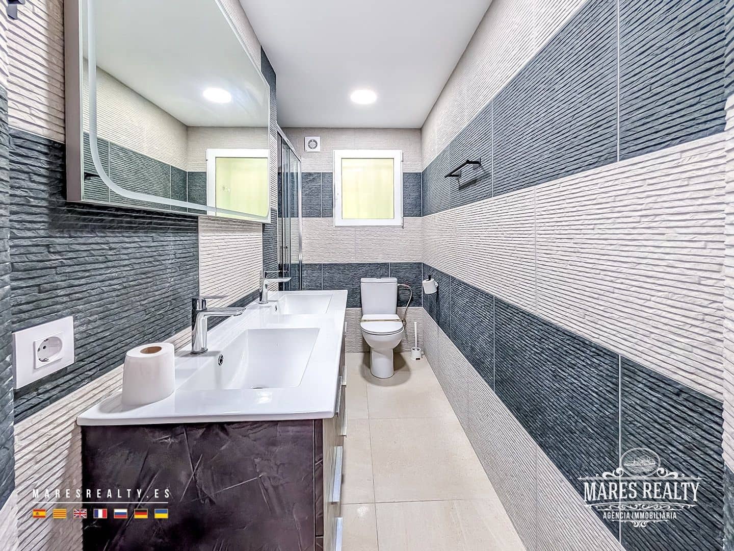 3 bedroom Villa for sale in Lloret de Mar with pool garage - € 525,000 (Ref: 9966083)