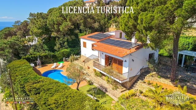 3 soverom Villa til salgs i Serra Brava, Lloret de Mar med svømmebasseng garasje - € 525 000 (Ref: 9966083)