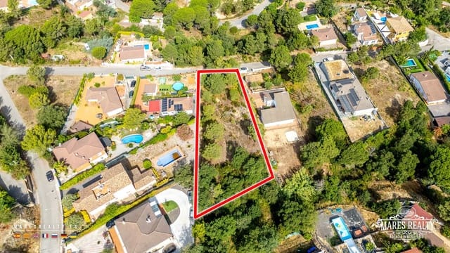 Grunde uden byggetilladelser til salg i Lloret de Mar - € 49.000 (Ref: 9974621)
