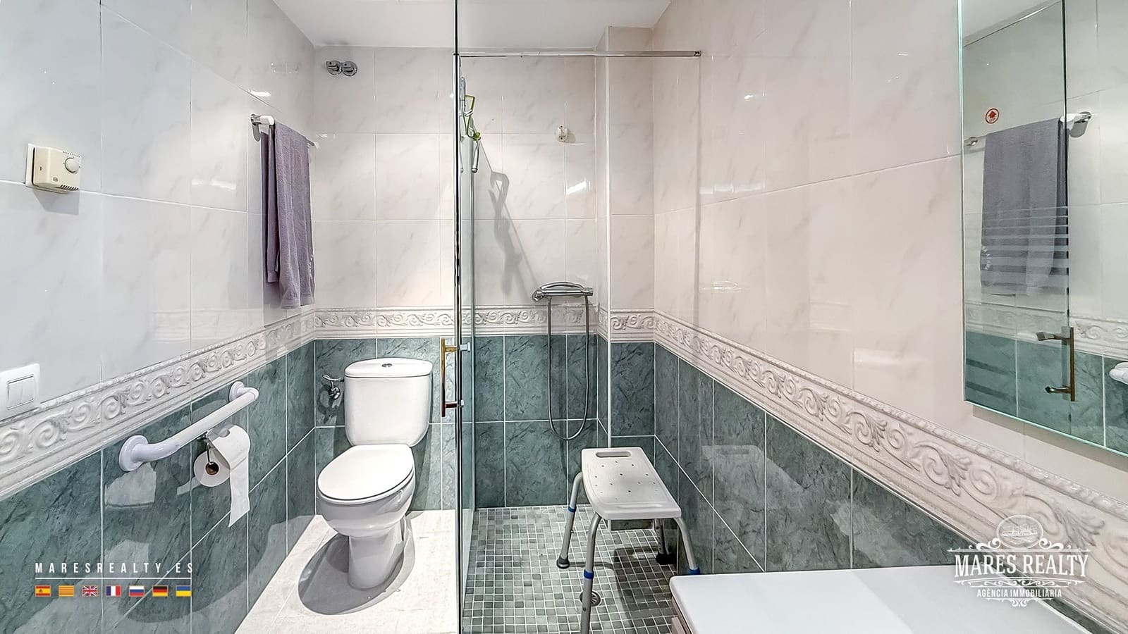 2 bedroom Flat for sale in Lloret de Mar - € 233,000 (Ref: 9981791)