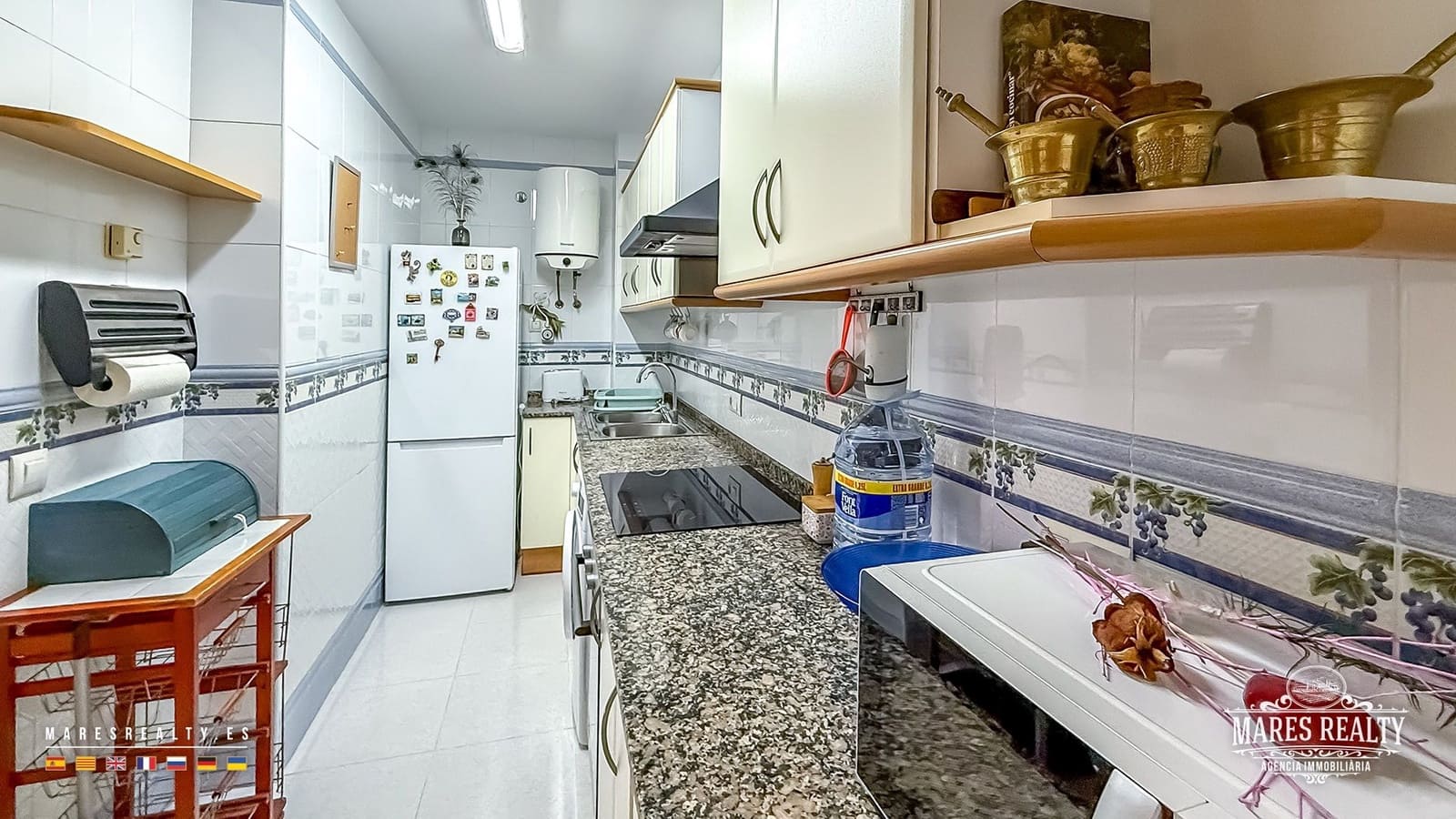 2 bedroom Flat for sale in Lloret de Mar - € 233,000 (Ref: 9981791)
