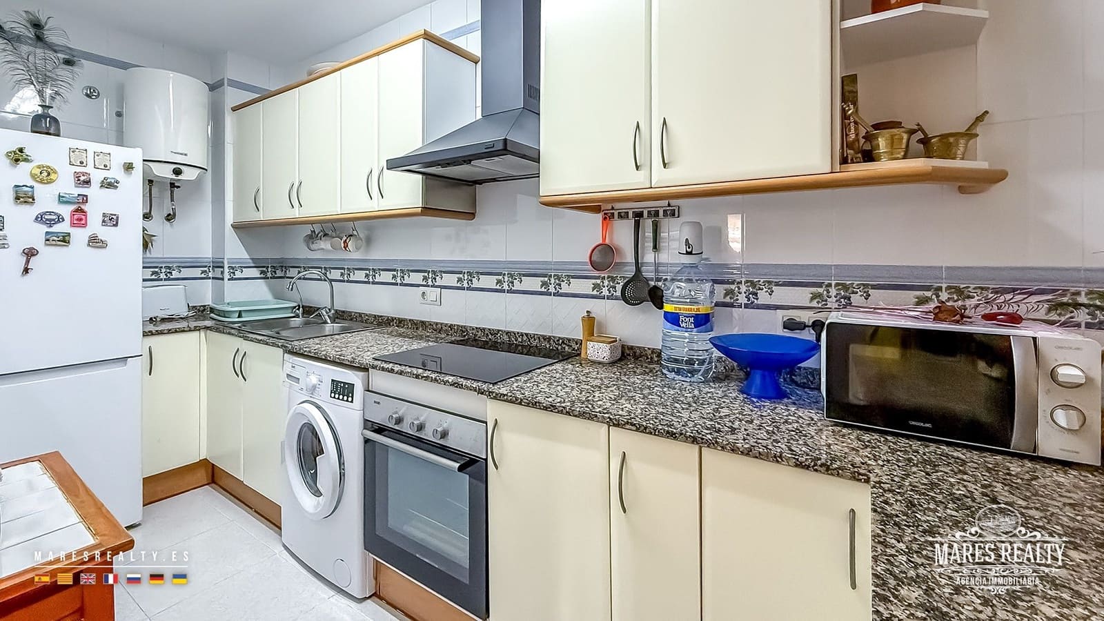 2 bedroom Flat for sale in Lloret de Mar - € 233,000 (Ref: 9981791)