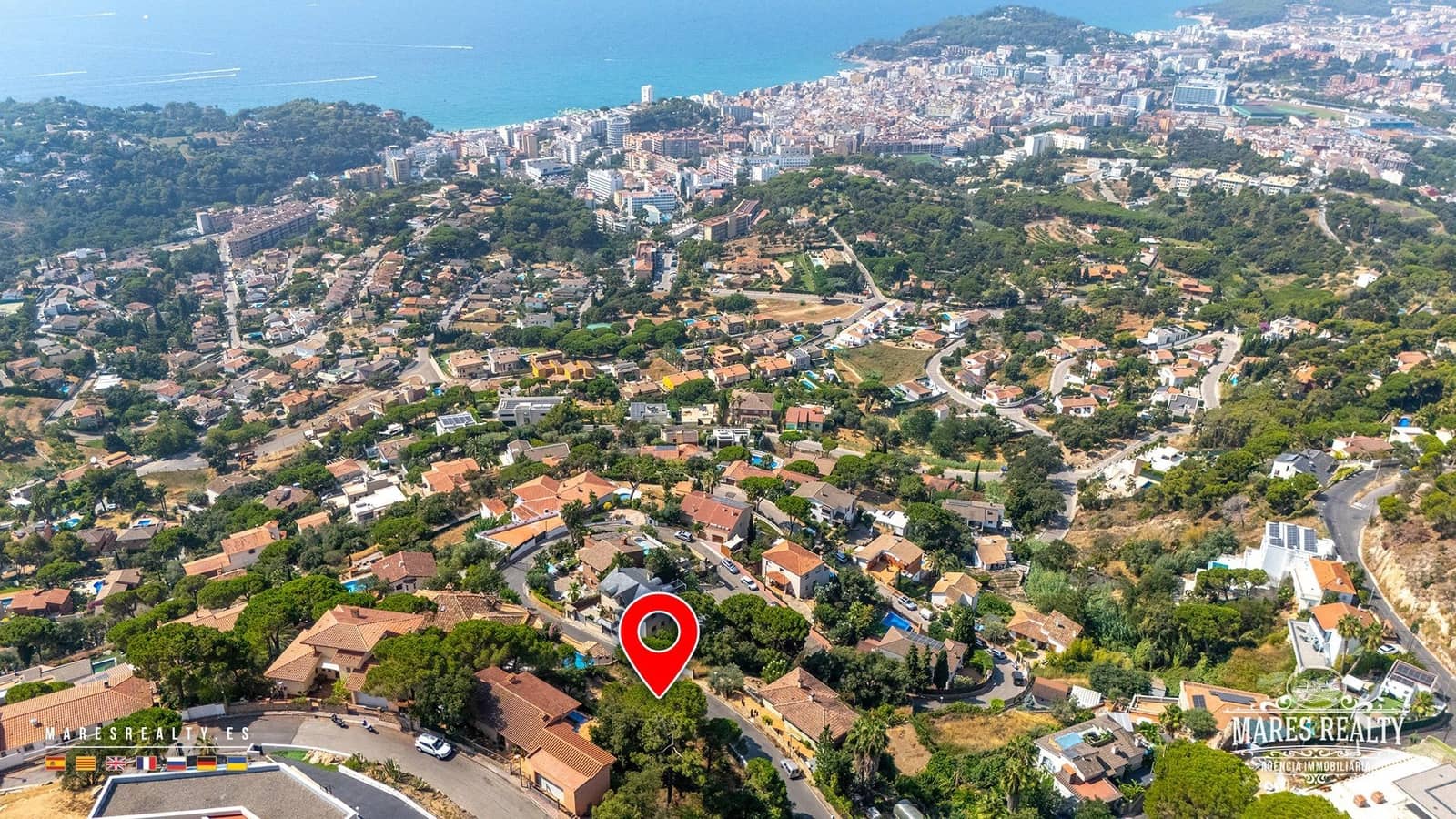Rakentamaton maa myytävänä paikassa Lloret de Mar - 145 000 € (Ref: 9993784)