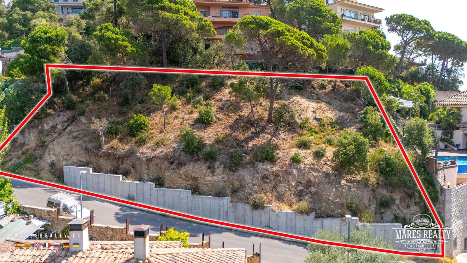 Rakentamaton maa myytävänä paikassa Lloret de Mar - 145 000 € (Ref: 9993784)