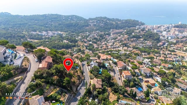 Ubebygd land til salgs i Roca Grossa, Lloret de Mar - € 145 000 (Ref: 9993784)