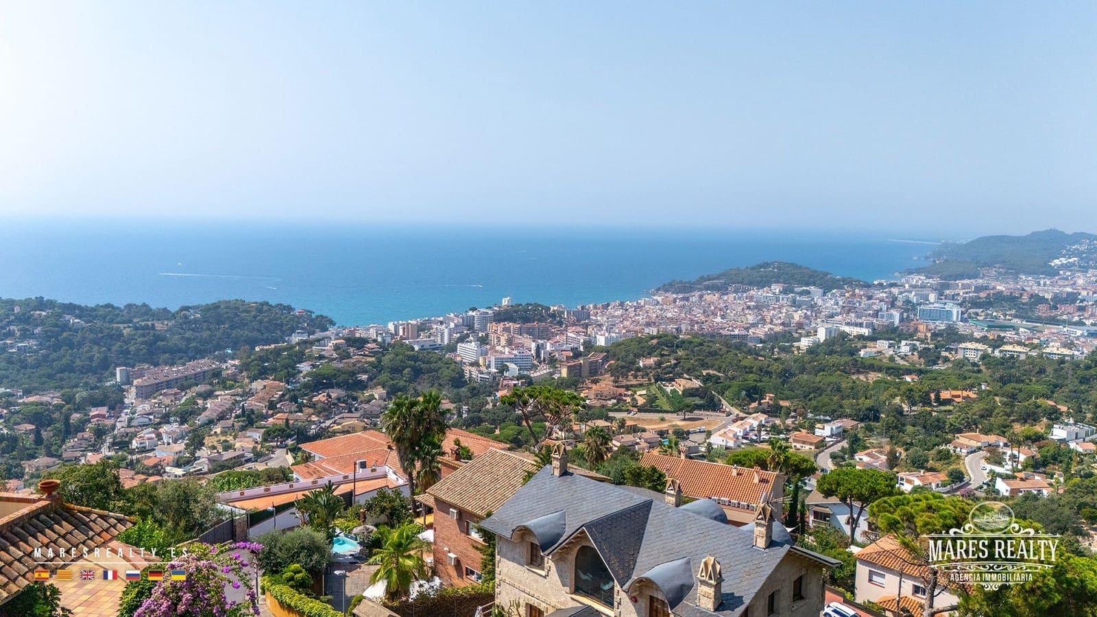 Rakentamaton maa myytävänä paikassa Lloret de Mar - 145 000 € (Ref: 9993784)