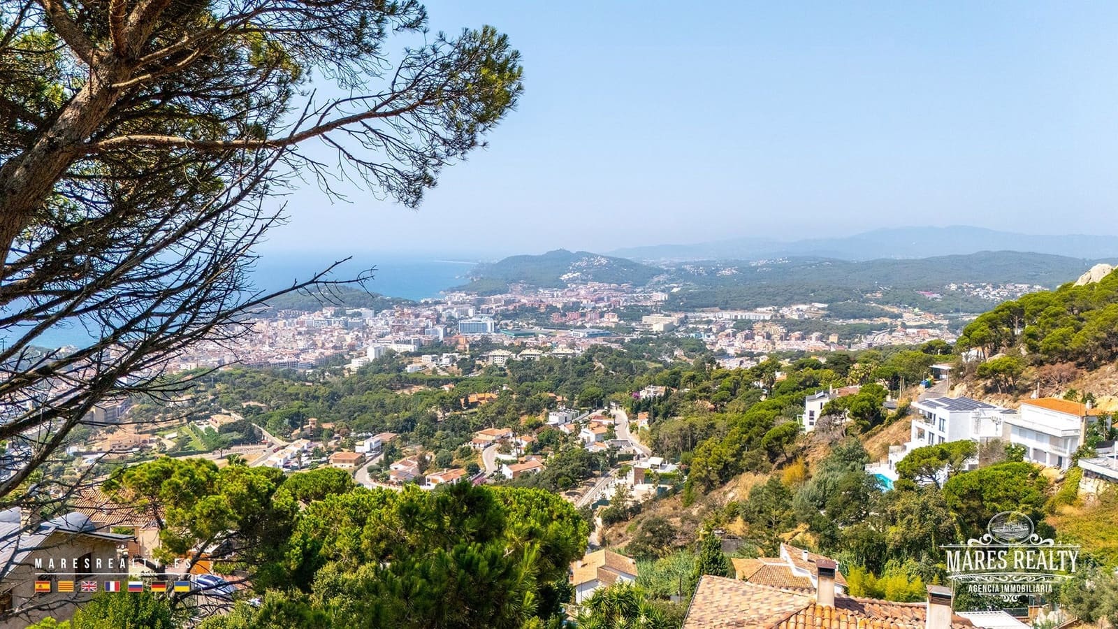 Rakentamaton maa myytävänä paikassa Lloret de Mar - 145 000 € (Ref: 9993784)