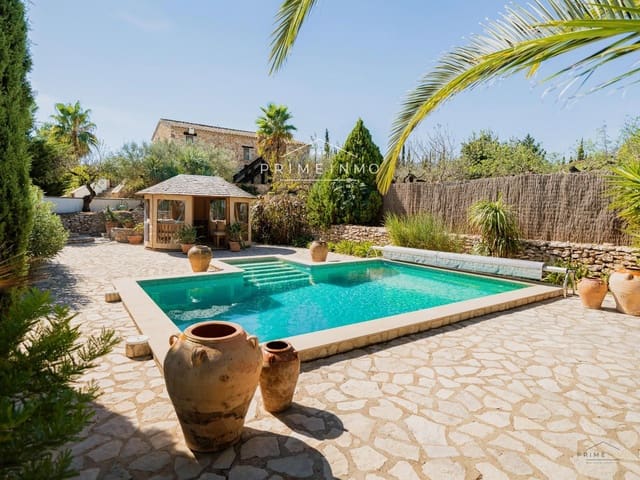 4 Zimmer Villa zu verkaufen in Rasquera mit Pool - 780.000 € (Ref: 10127321)