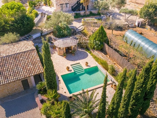 4 Zimmer Villa zu verkaufen in Rasquera mit Pool - 780.000 € (Ref: 10127321)