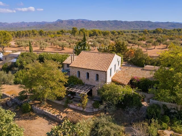 7 Zimmer Villa zu verkaufen in Rasquera mit Pool - 710.000 € (Ref: 10130461)