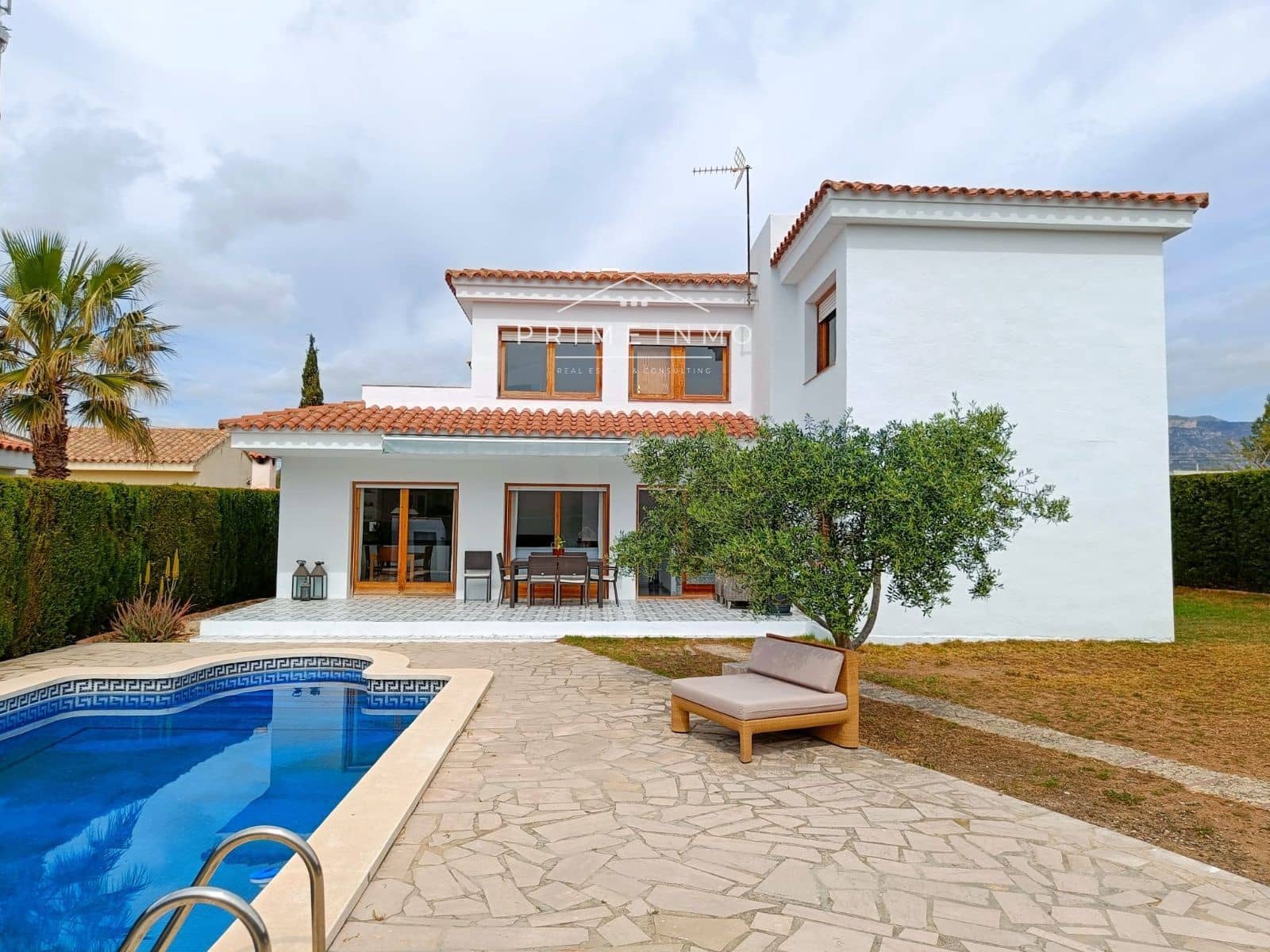 5 chambre Villa/Maison à vendre à Calafat avec piscine garage - 350 000 € (Ref: 7532670)