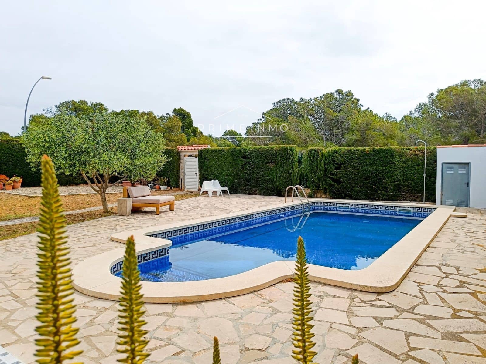 5 chambre Villa/Maison à vendre à Calafat avec piscine garage - 350 000 € (Ref: 7532670)