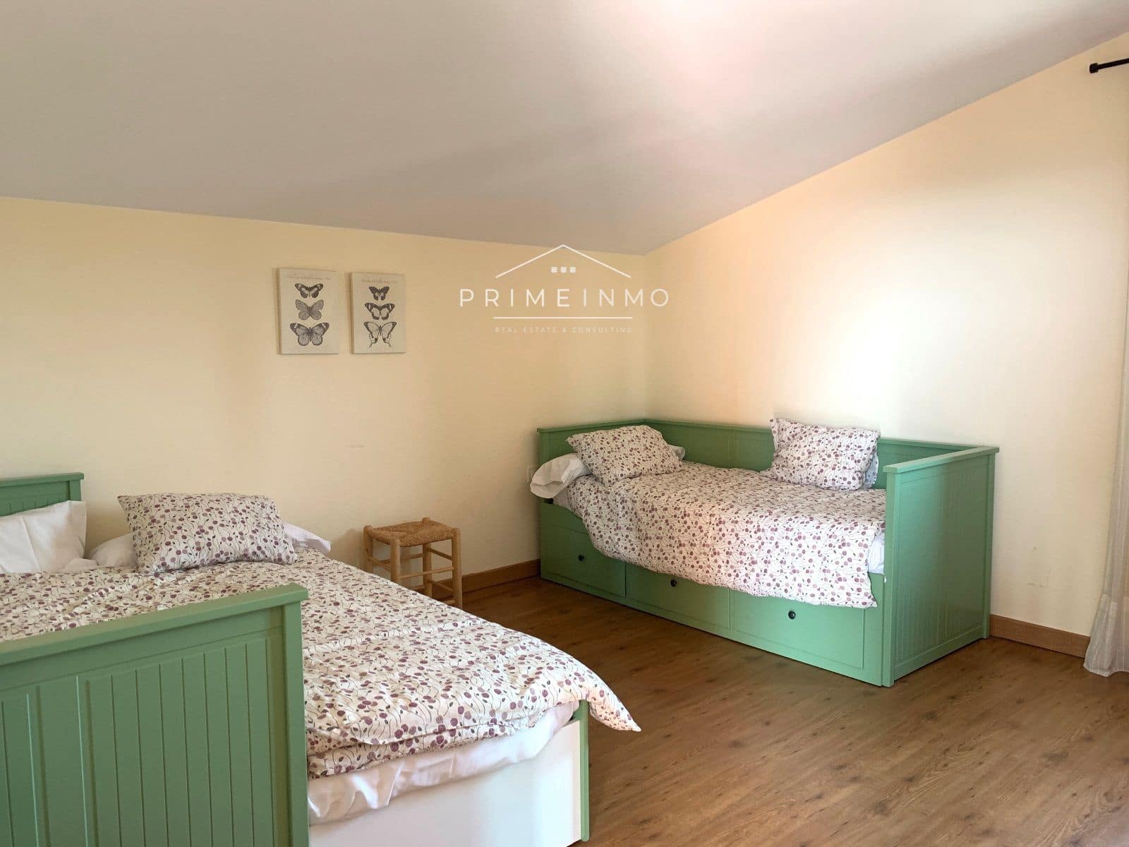 10 soverom Villa til salgs i Camarles med svømmebasseng garasje - € 621 000 (Ref: 8182351)