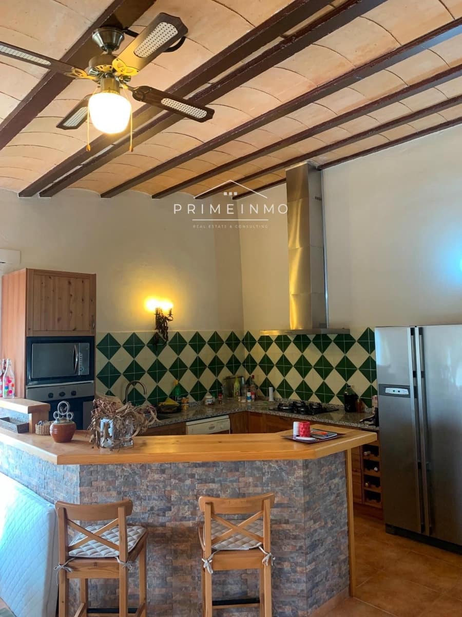 10 soverom Villa til salgs i Camarles med svømmebasseng garasje - € 621 000 (Ref: 8182351)