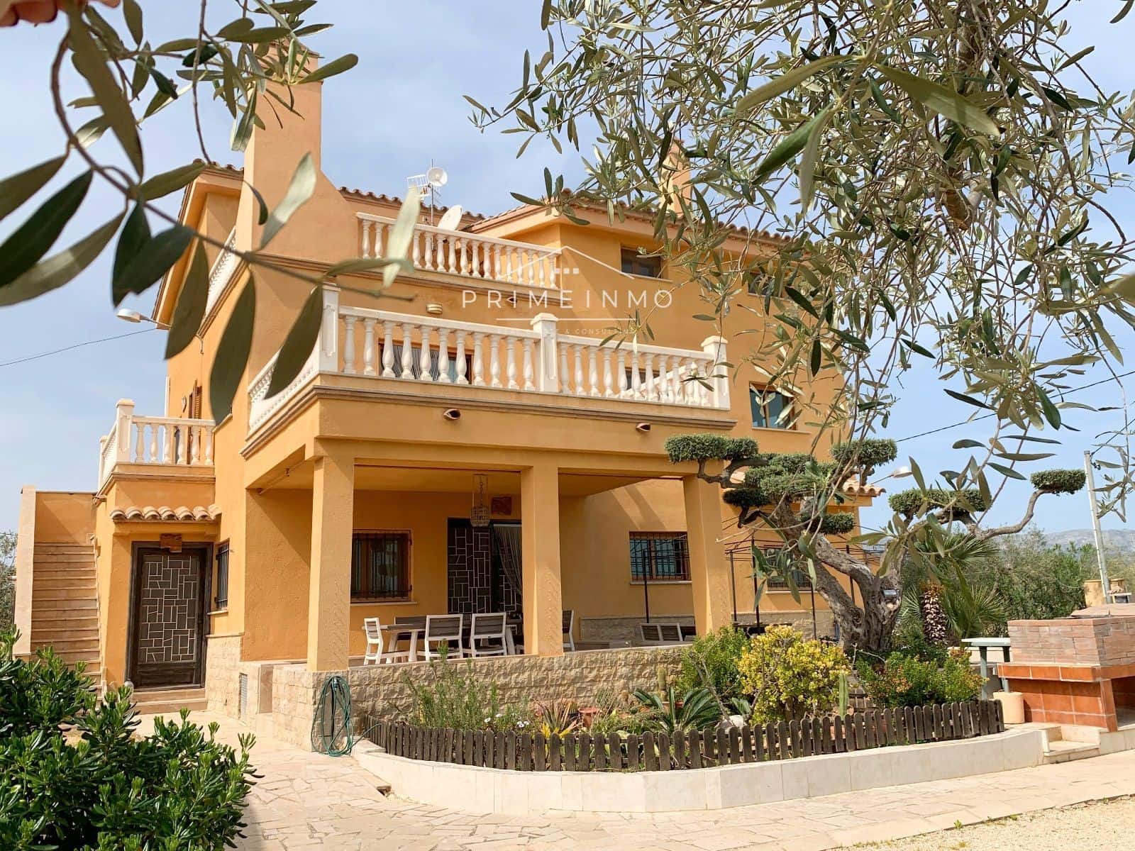 10 soverom Villa til salgs i Camarles med svømmebasseng garasje - € 621 000 (Ref: 8182351)