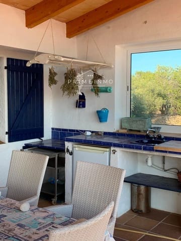 5 bedroom Villa for sale in El Perelló with pool garage - € 595,000 (Ref: 8378551)