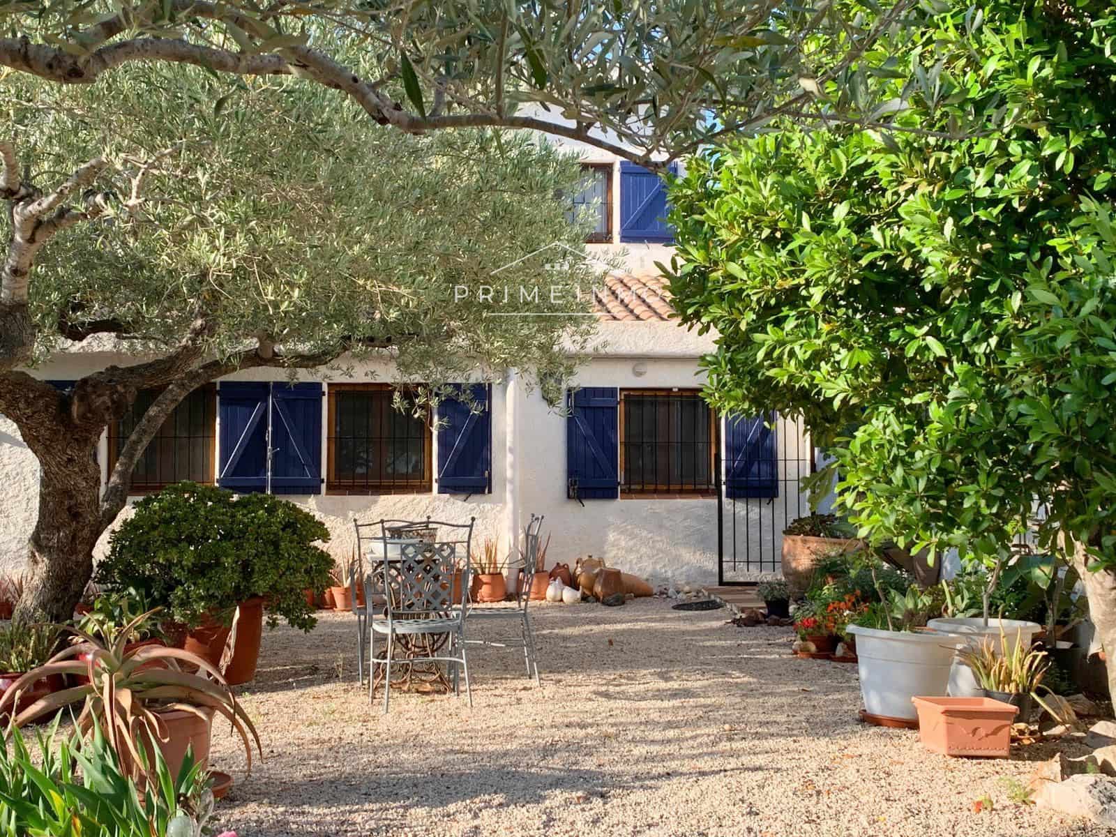 5 slaapkamer Villa te koop in El Perello met zwembad garage - € 595.000 (Ref: 8378551)