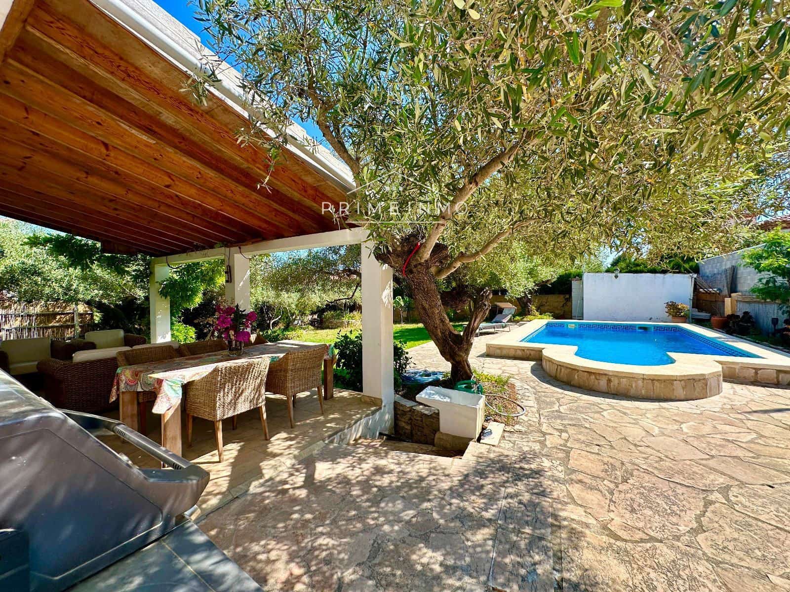 3 sovrum Villa till salu i L'Ametlla de Mar med pool - 350 000 € (Ref: 9024942)