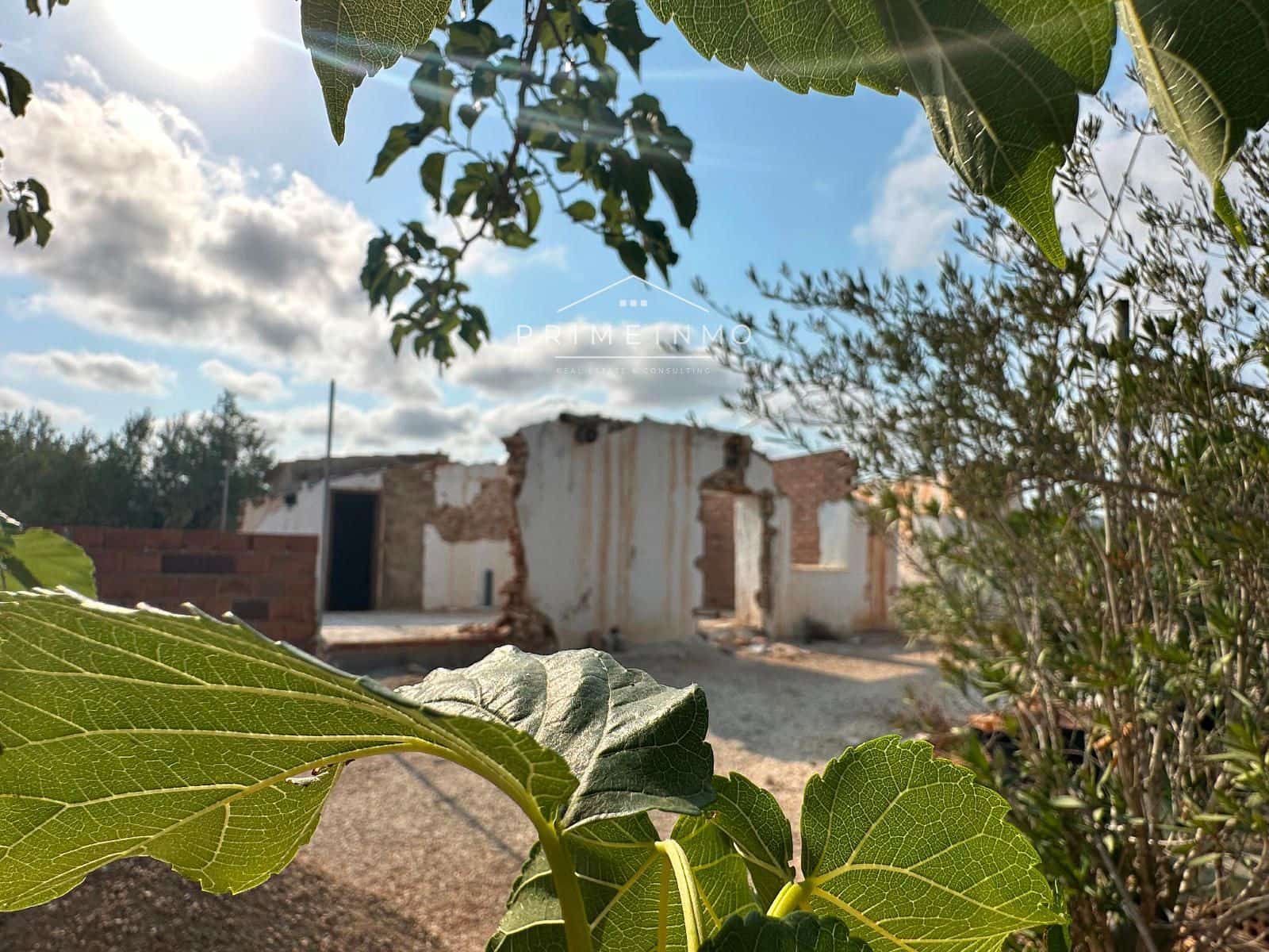 Grunde uden byggetilladelser til salg i L'Ampolla - € 95.000 (Ref: 9111615)