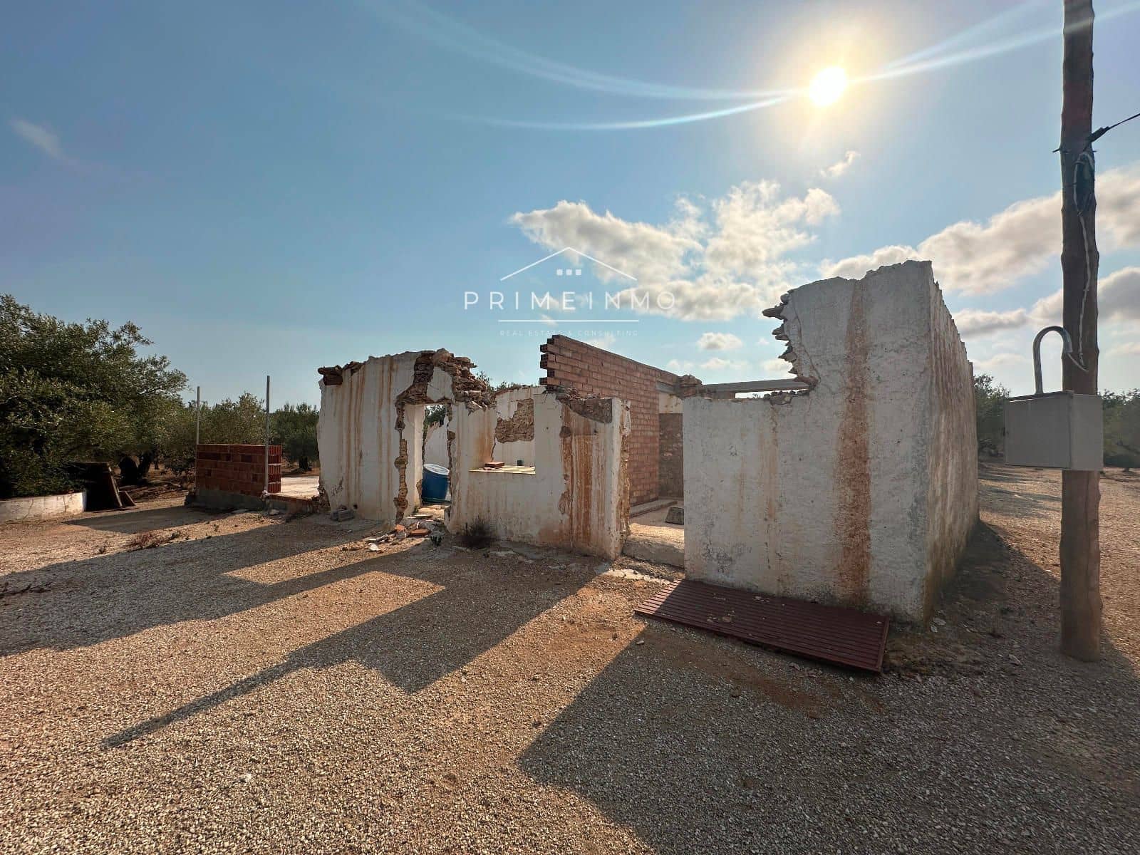 Grunde uden byggetilladelser til salg i L'Ampolla - € 95.000 (Ref: 9111615)