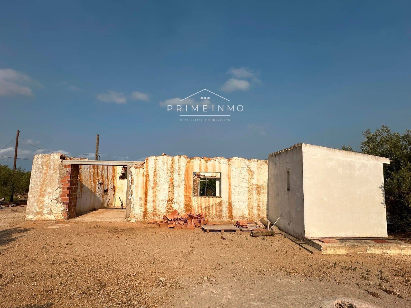 Grunde uden byggetilladelser til salg i L'Ampolla - € 95.000 (Ref: 9111615)