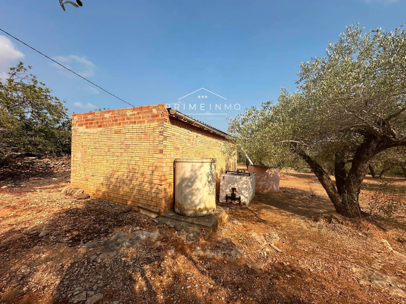 Grunde uden byggetilladelser til salg i L'Ampolla - € 95.000 (Ref: 9111615)