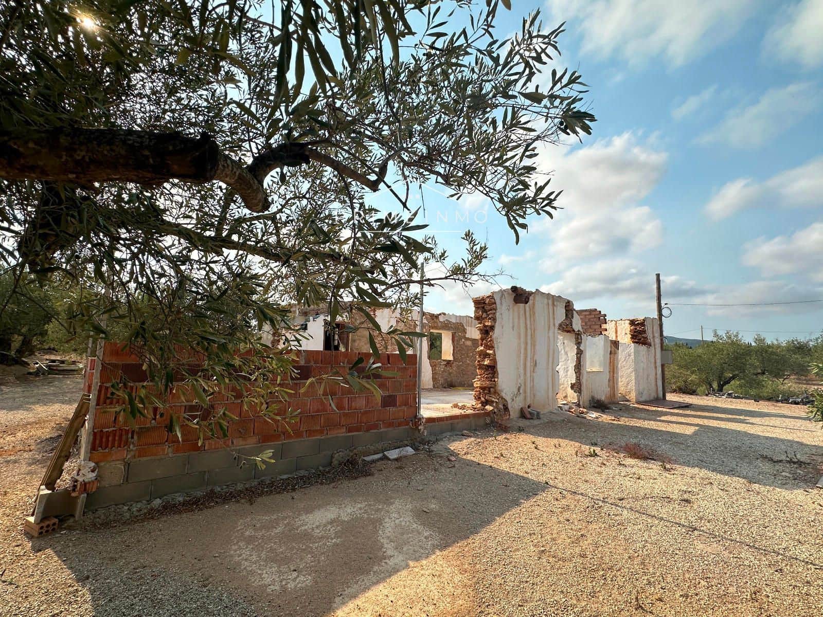 Grunde uden byggetilladelser til salg i L'Ampolla - € 95.000 (Ref: 9111615)