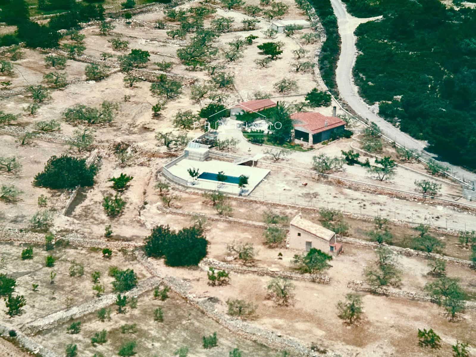 3 bedroom Villa for sale in El Perello with pool garage - € 360,000 (Ref: 9244479)