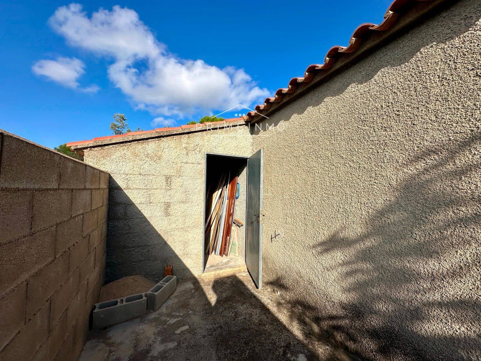 3 bedroom Villa for sale in El Perello with pool garage - € 360,000 (Ref: 9244479)