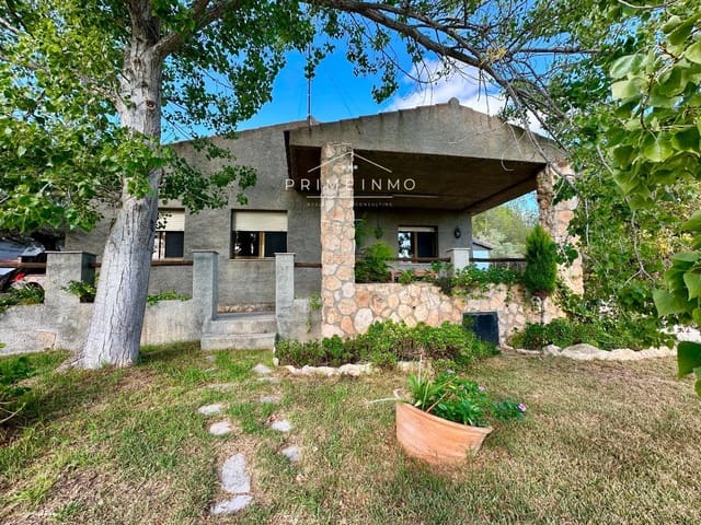 3 bedroom Villa for sale in El Perelló with pool garage - € 360,000 (Ref: 9244479)