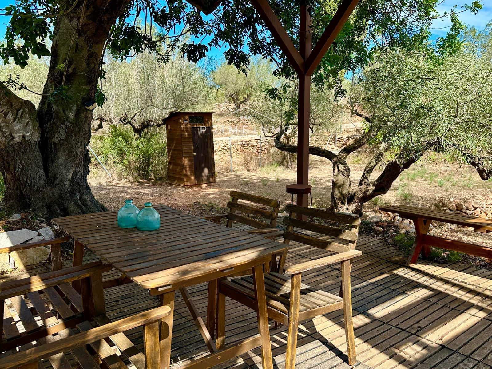 5 bedroom Villa for sale in Camarles - € 435,000 (Ref: 9261990)