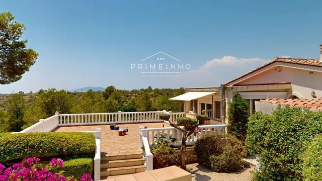 3 bedroom Villa for sale in El Perelló with pool garage - € 465,000 (Ref: 9275231)