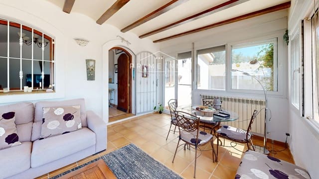 3 bedroom Villa for sale in El Perelló with pool garage - € 465,000 (Ref: 9275231)