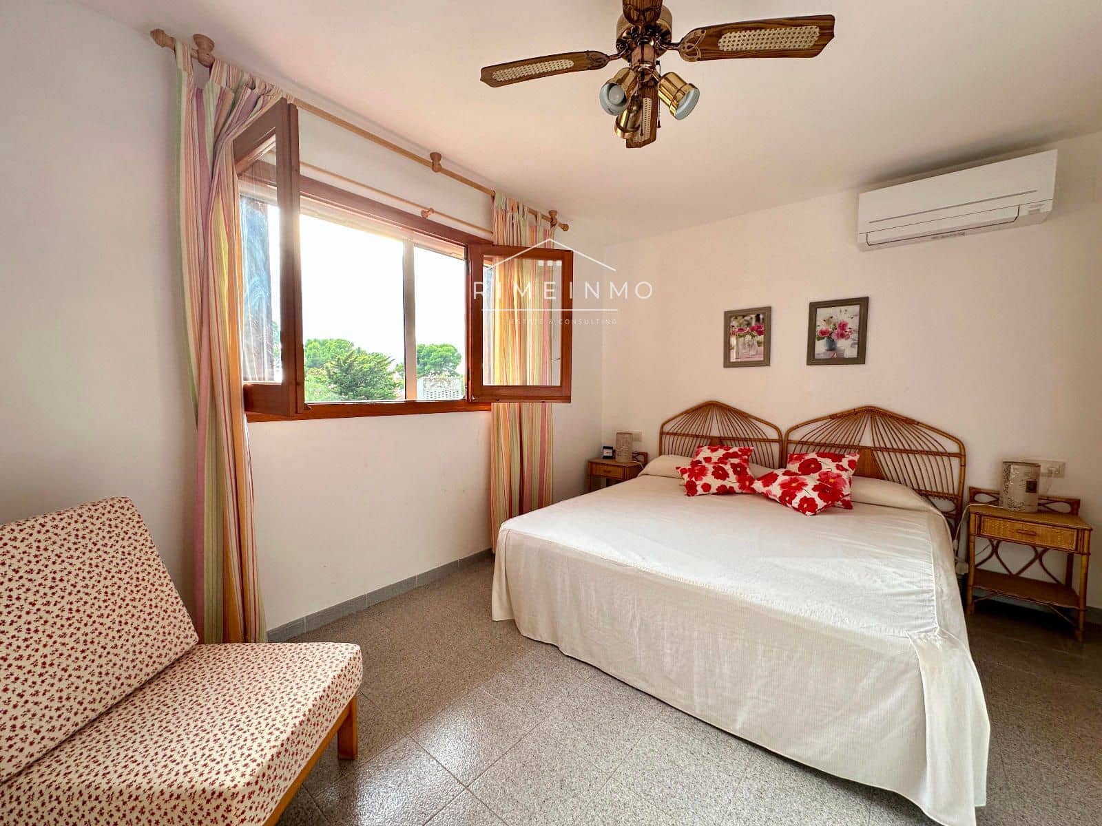 5 Zimmer Villa zu verkaufen in Calafat mit Pool Garage - 420.000 € (Ref: 9311858)