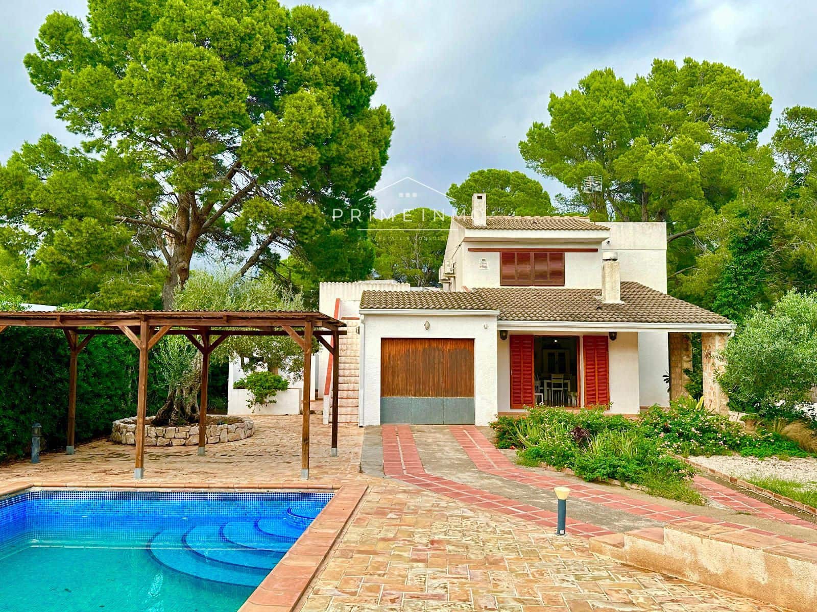 5 Zimmer Villa zu verkaufen in Calafat mit Pool Garage - 420.000 € (Ref: 9311858)