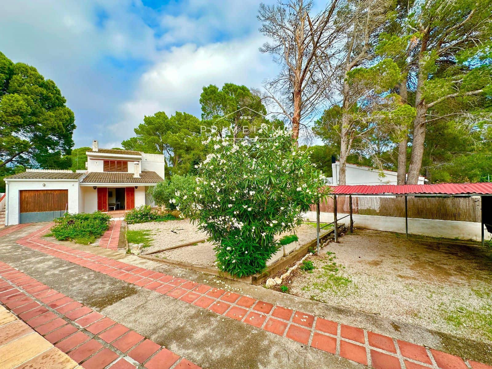 5 Zimmer Villa zu verkaufen in Calafat mit Pool Garage - 420.000 € (Ref: 9311858)