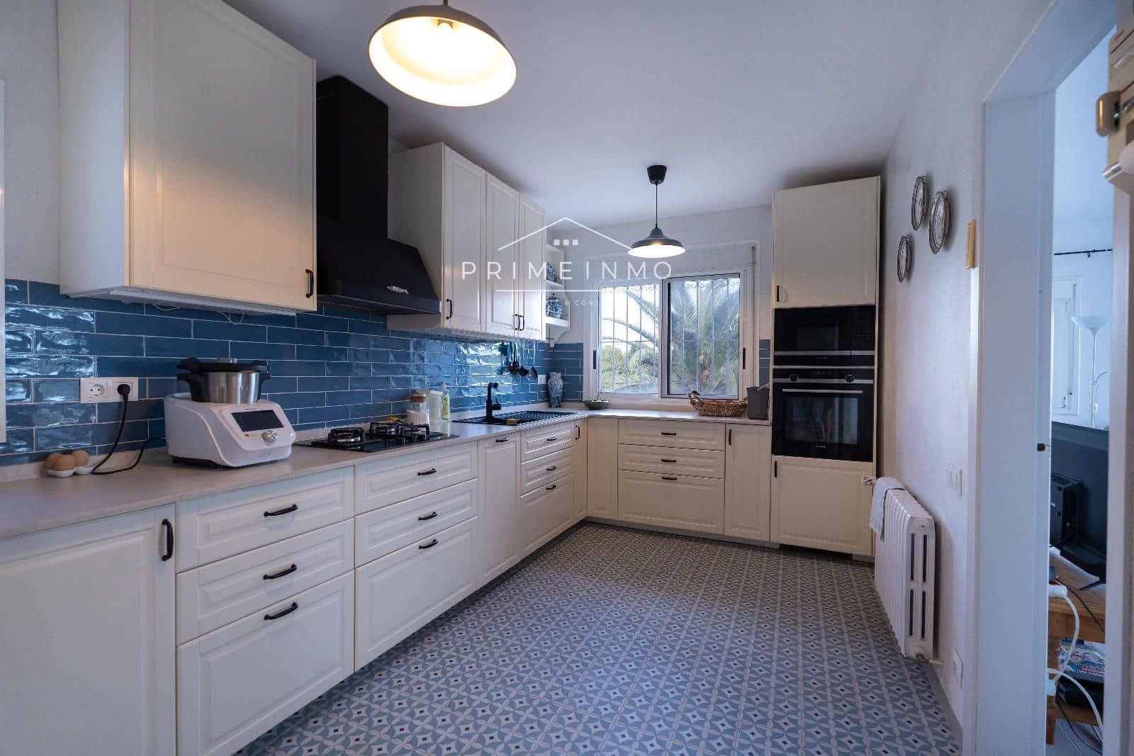 5 soverom Villa til salgs i L'Ametlla de Mar med svømmebasseng garasje - € 1 195 000 (Ref: 9352994)