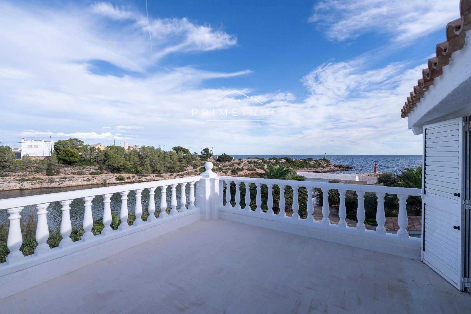 5 soverom Villa til salgs i L'Ametlla de Mar med svømmebasseng garasje - € 1 195 000 (Ref: 9352994)