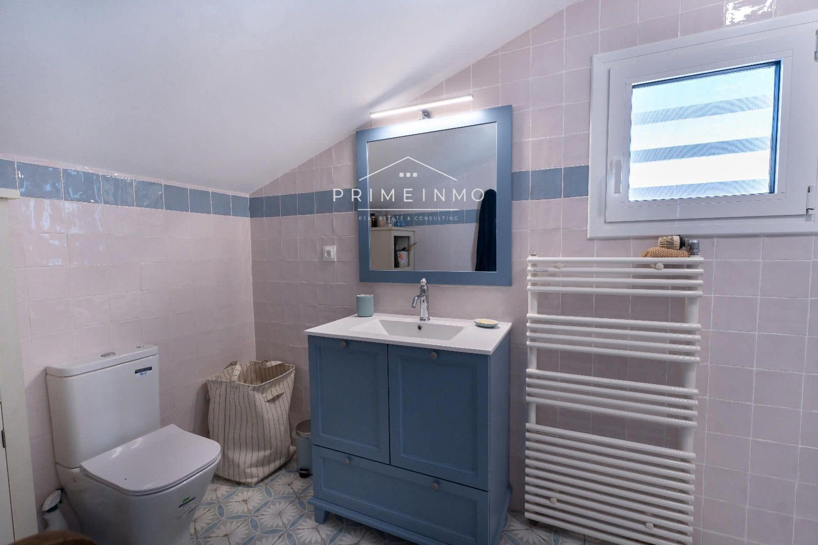 5 soverom Villa til salgs i L'Ametlla de Mar med svømmebasseng garasje - € 1 195 000 (Ref: 9352994)