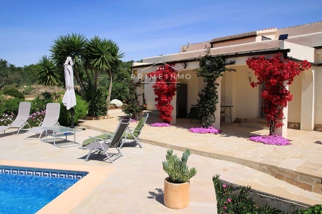 5 Zimmer Villa zu verkaufen in El Perelló mit Pool Garage - 399.500 € (Ref: 9462845)