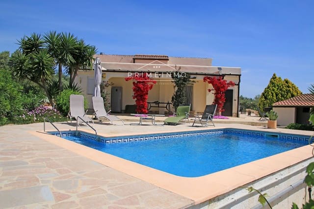 5 Zimmer Villa zu verkaufen in El Perelló mit Pool Garage - 399.500 € (Ref: 9462845)