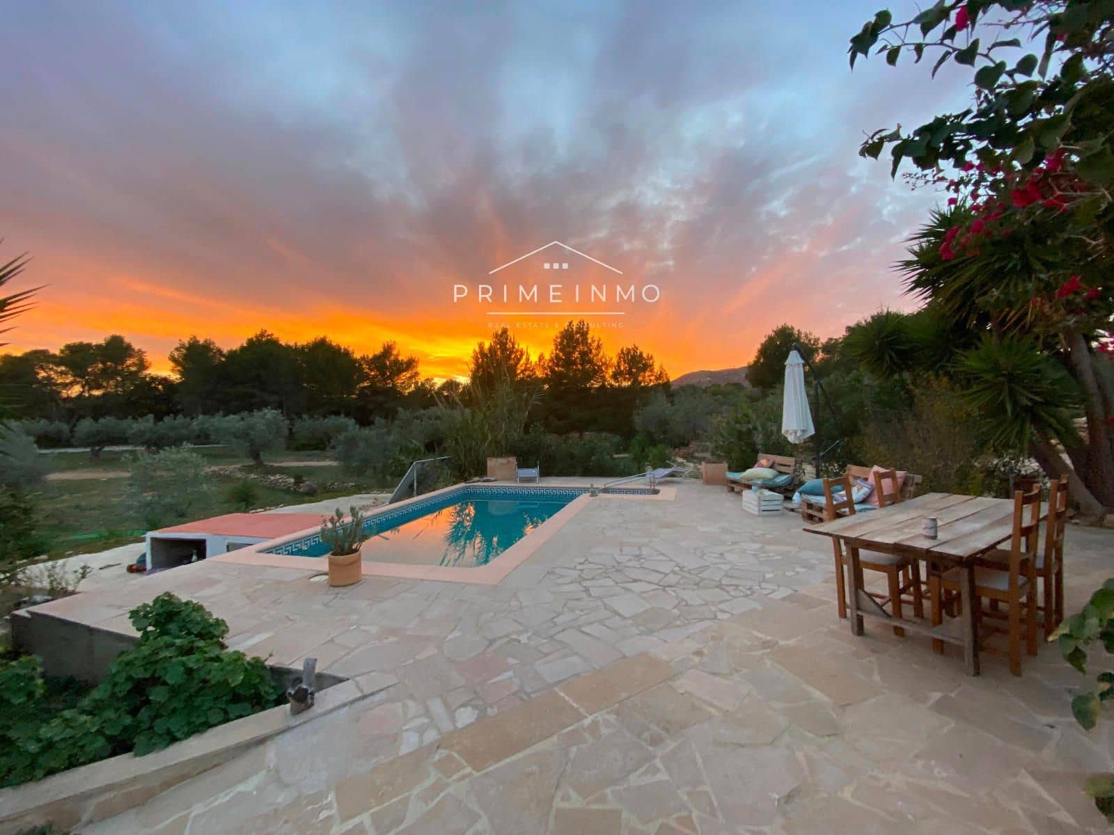 5 Zimmer Villa zu verkaufen in El Perello mit Pool Garage - 399.500 € (Ref: 9462845)