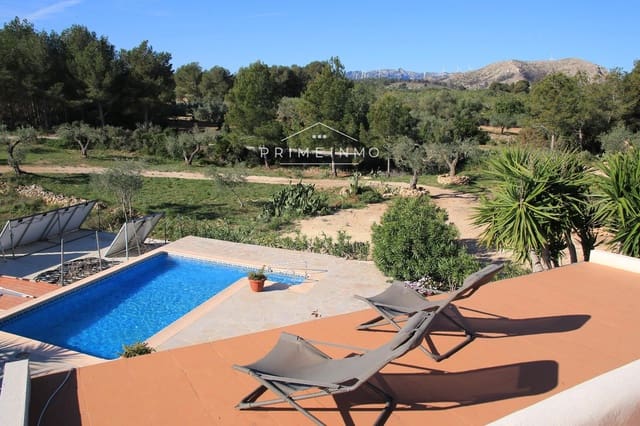 5 Zimmer Villa zu verkaufen in El Perelló mit Pool Garage - 399.500 € (Ref: 9462845)