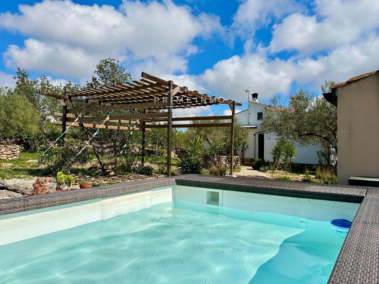 3 bedroom Villa for sale in Camp-redo - € 245,000 (Ref: 9707757)