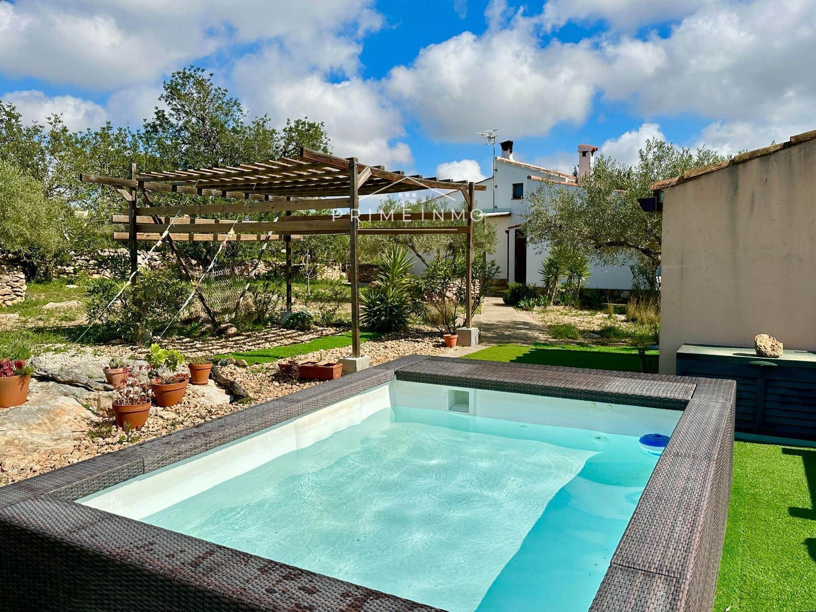 3 bedroom Villa for sale in Camp-redo - € 245,000 (Ref: 9707757)