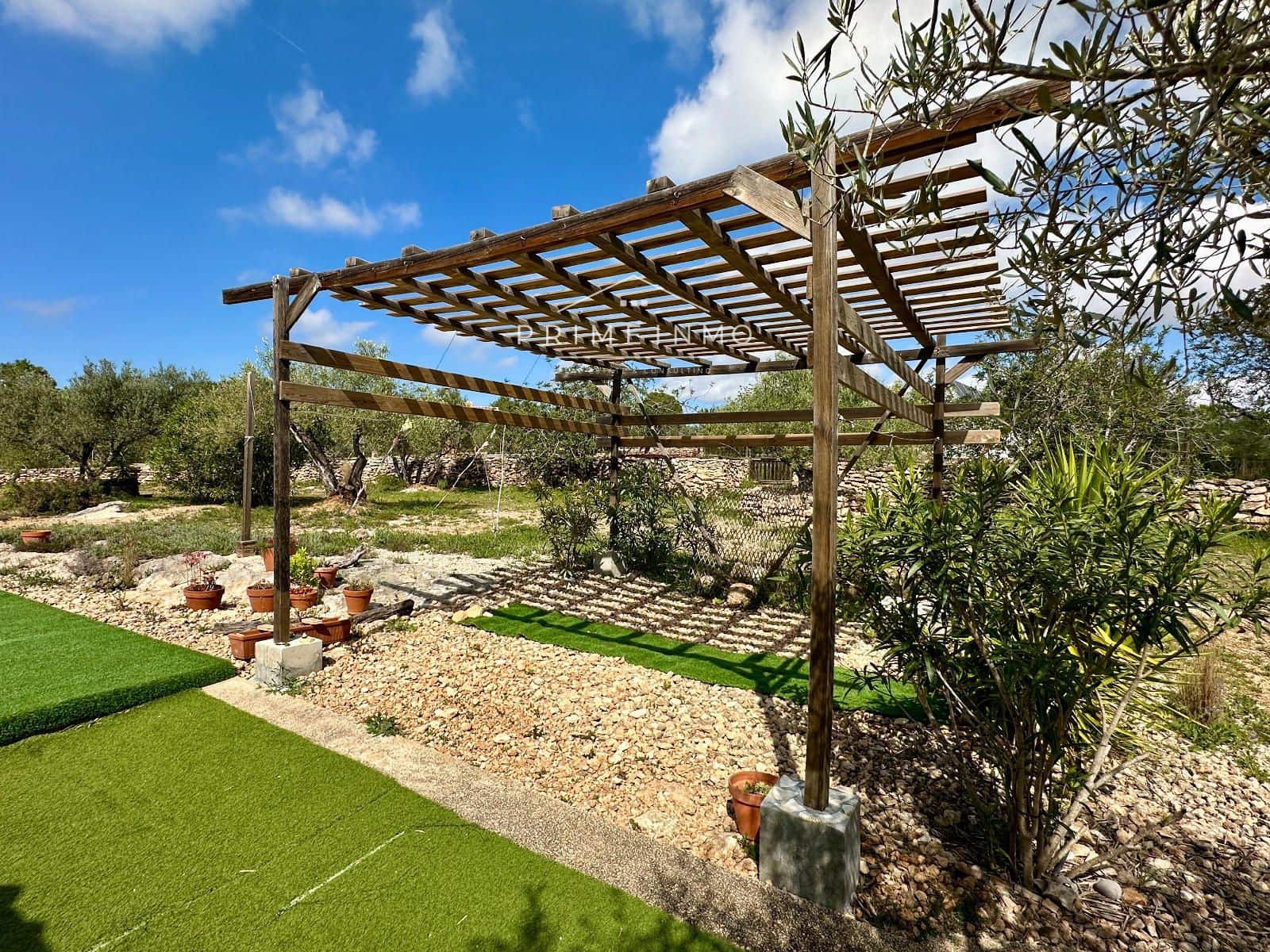 3 bedroom Villa for sale in Camp-redo - € 245,000 (Ref: 9707757)