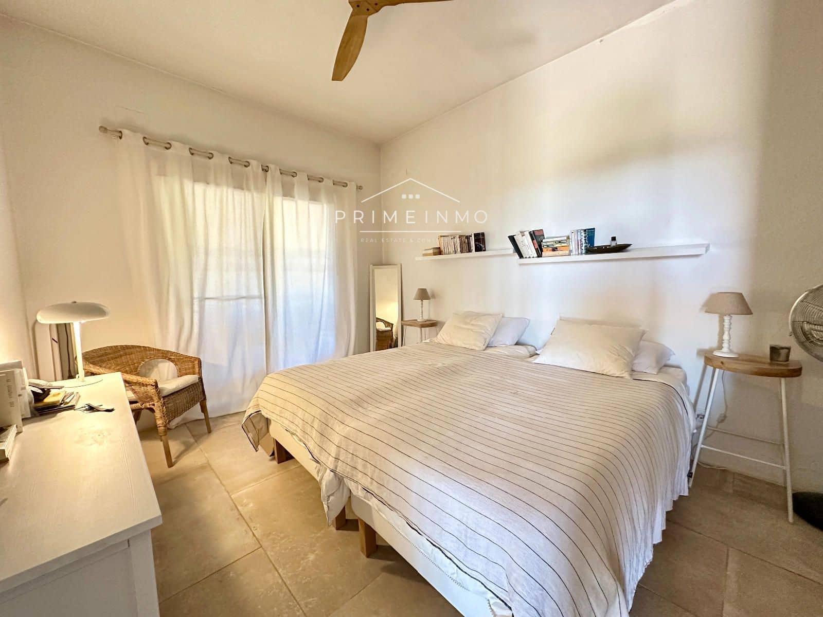5 bedroom Villa for sale in Tortosa with pool - € 409,000 (Ref: 9819339)
